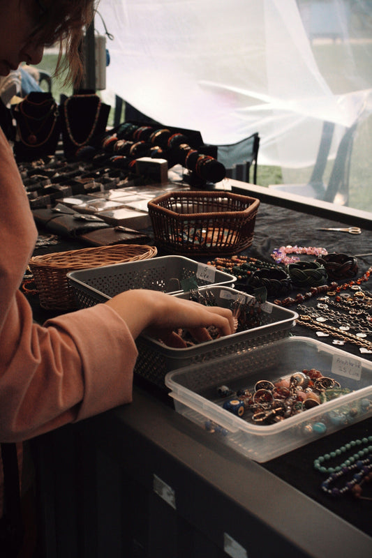 looking for quality vintage gold jewelry in niagara canada