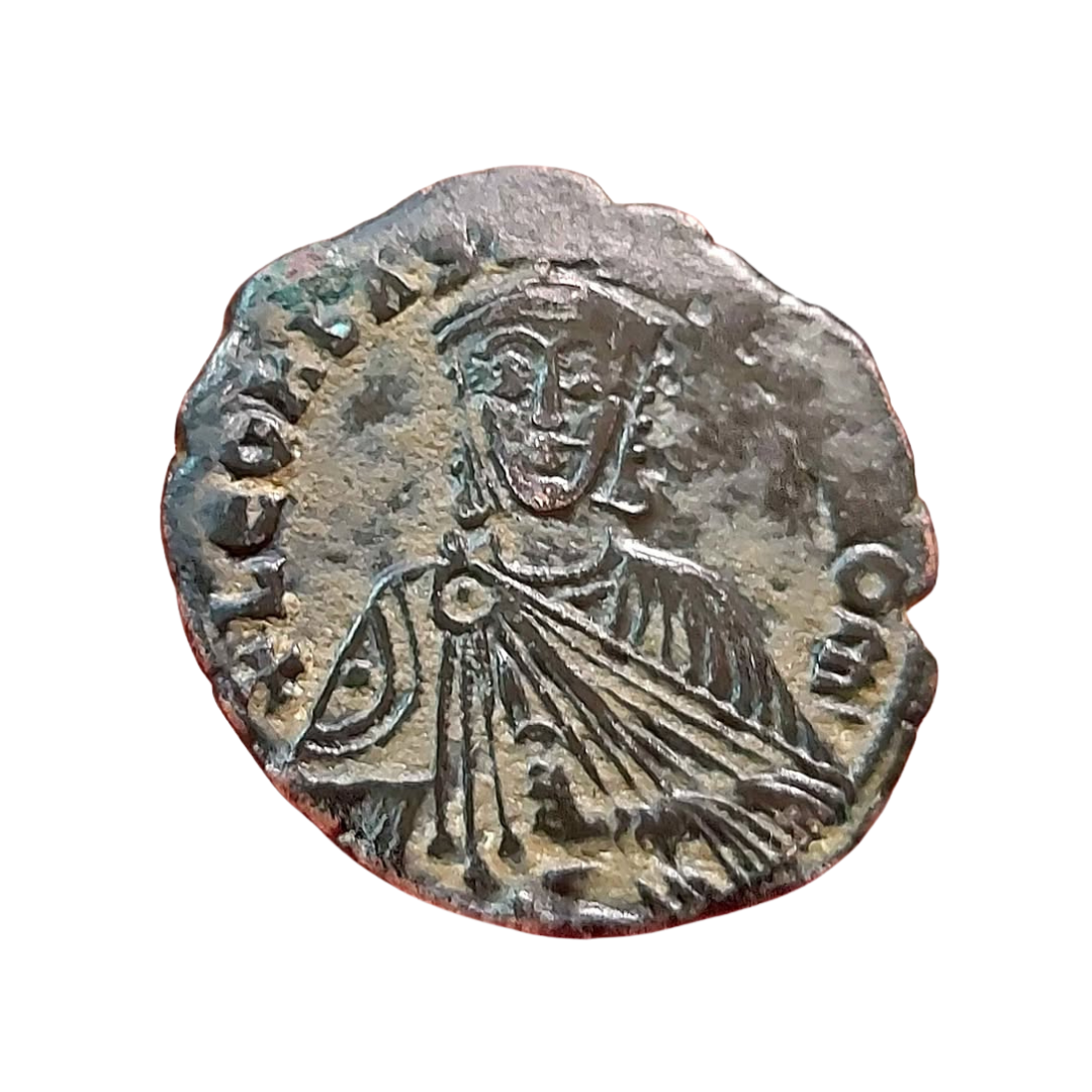 Byzantine Empire AE Follis of Leo VI "The Wise" (AD 886–912)