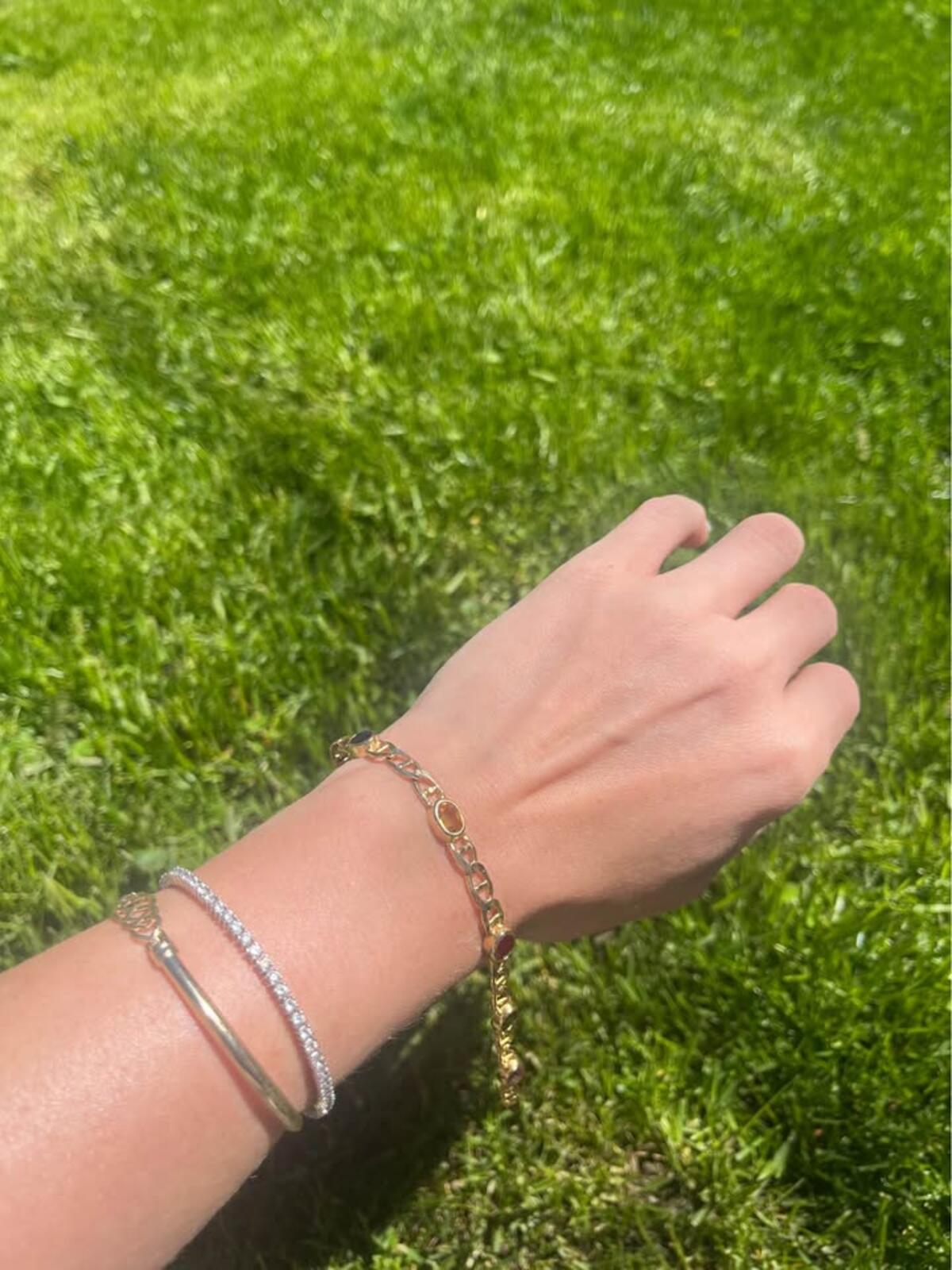 14k Yellow Gold Figaro Bracelet with Bezel Set Gemstones - 7” - 10.91g
