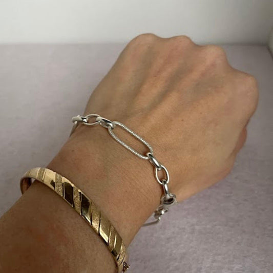 Vintage Sterling Silver Oval Link Bracelet – Lightweight Everyday Chain Bracelet