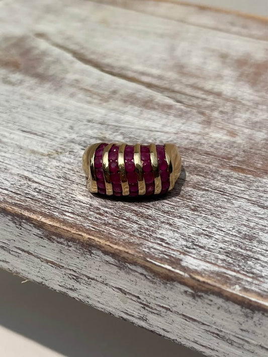 Vintage 10K Gold Natural Ruby Statement Ring | 6.86g | Size 7