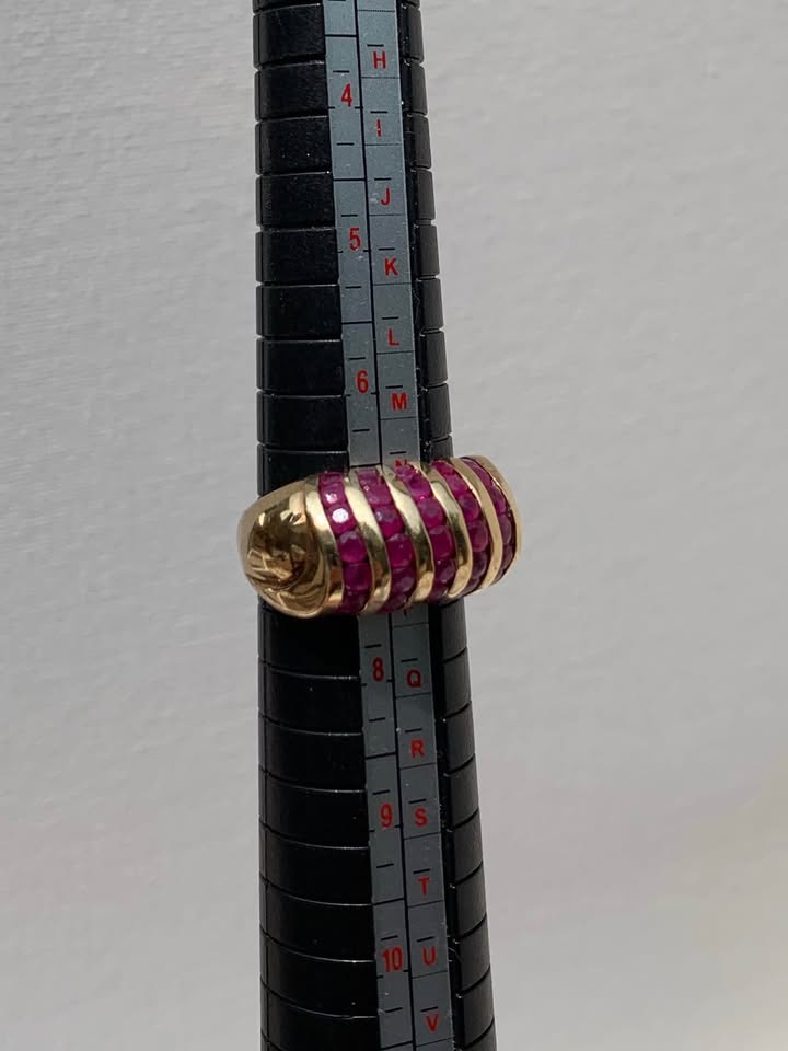 Vintage 10K Gold Natural Ruby Statement Ring | 6.86g | Size 7