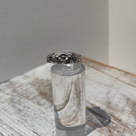 Vintage Sterling Silver Victorian-Inspired Floral Band Ring | Size 6.5