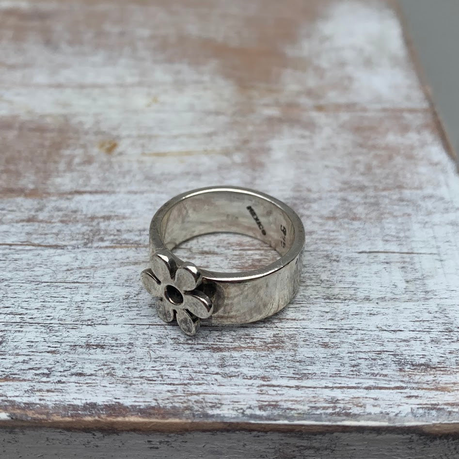 Vintage Mexico 925 Sterling Silver Flower Ring | Chunky Statement Band Size 8.5
