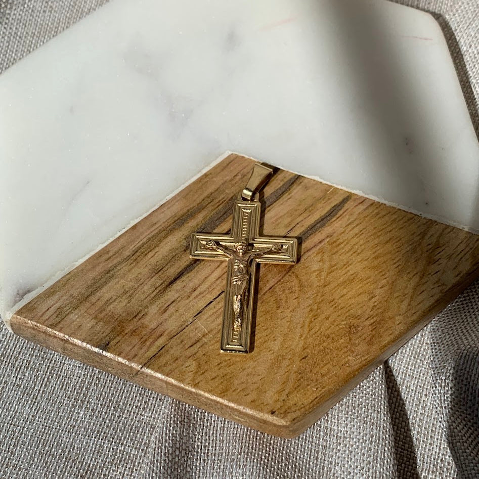 14K Gold Crucifix Cross Pendant | 3.62g