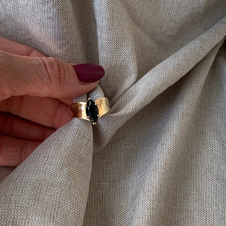 10K Gold Marquise Black Onyx Statement Ring | 5.42g | Size 6.5