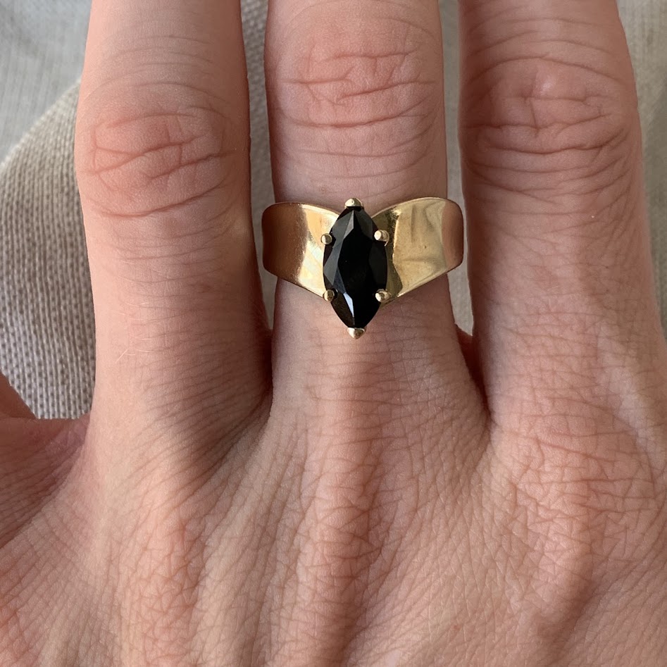 10K Gold Marquise Black Onyx Statement Ring | 5.42g | Size 6.5