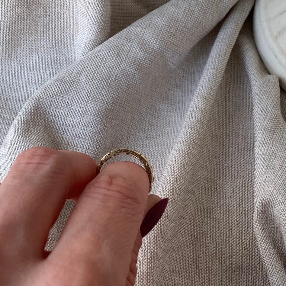 Vintage 1977 9ct Gold Diamond Half Eternity Ring | 2.08g | Size 5.5