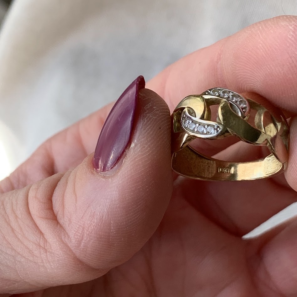 10K Gold Curb Link Ring | 2.94g | Size 7.5