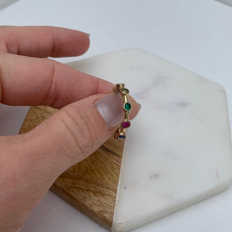 10K Gold Multicolour Stone Band Ring | Size 8 | 1.66g
