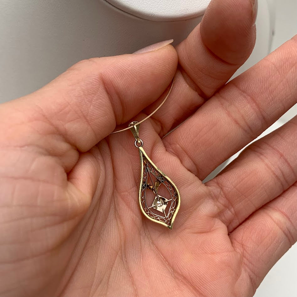 Art Deco 14K Gold & Platinum Natural Diamond Pendant