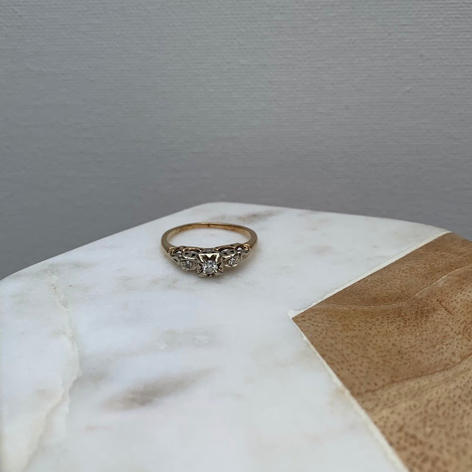 10K Two-Tone Gold Diamond Art Deco Style Ring | Size 7.5