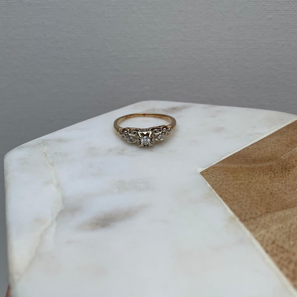 10K Two-Tone Gold Diamond Art Deco Style Ring | Size 7.5