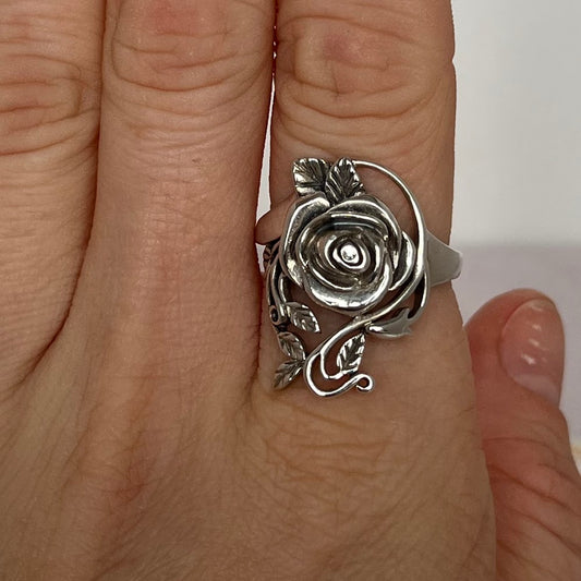 Vintage Sterling Silver Rose Ring with CZ Accent | Size 9