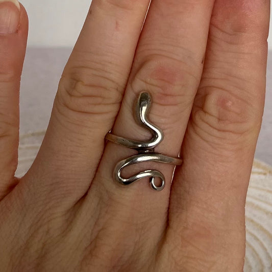 Minimalist Sterling Silver Snake Ring  | Size 6.75