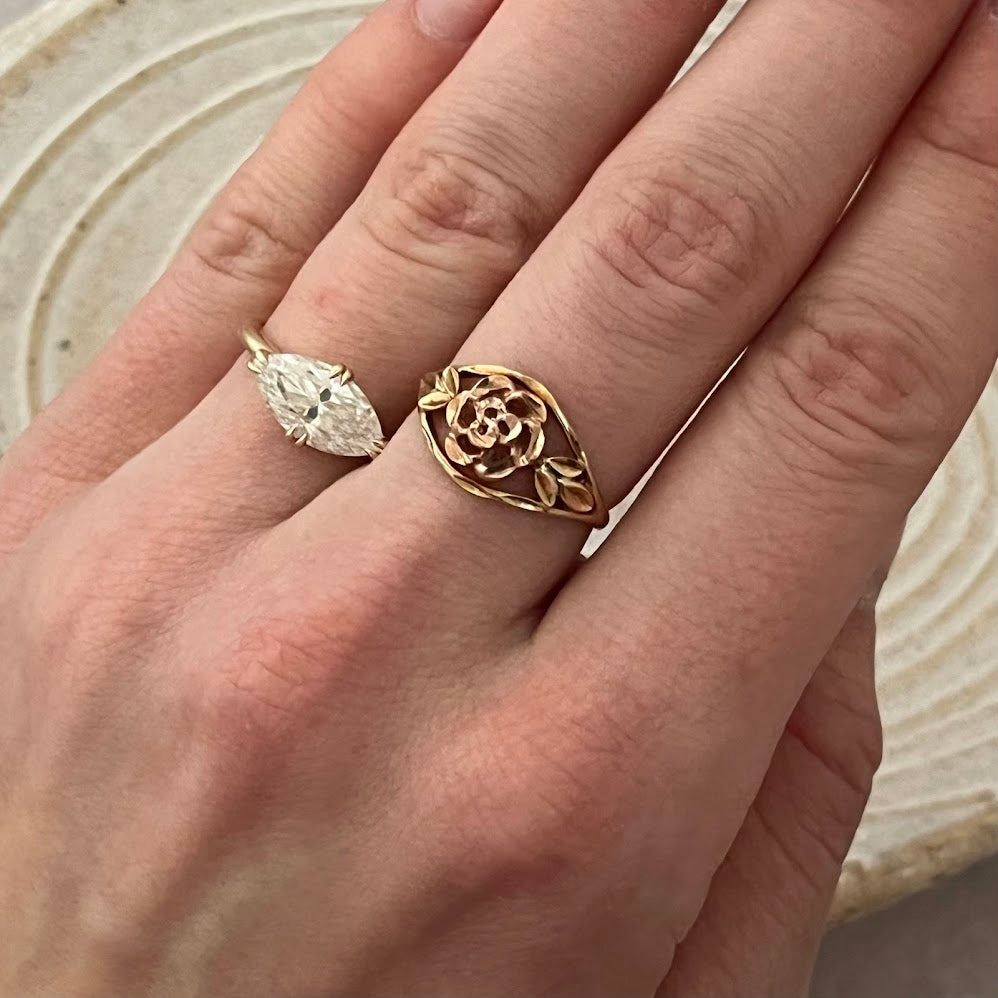 Vintage Estate 10K Solid Gold & Rose Gold Diamond Cut Band Ring