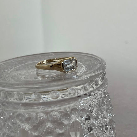 14K Yellow Gold Emerald Cut White Topaz Ring - Size 7.25