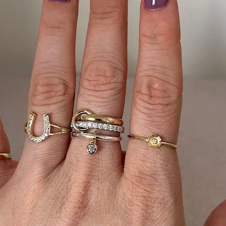 10k Solid Gold Dainty Flower Stacking Ring - Size 6