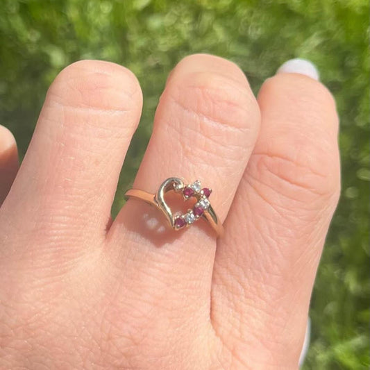 Vintage 10k Yellow Gold + CZ Heart Ring - Size 6.75